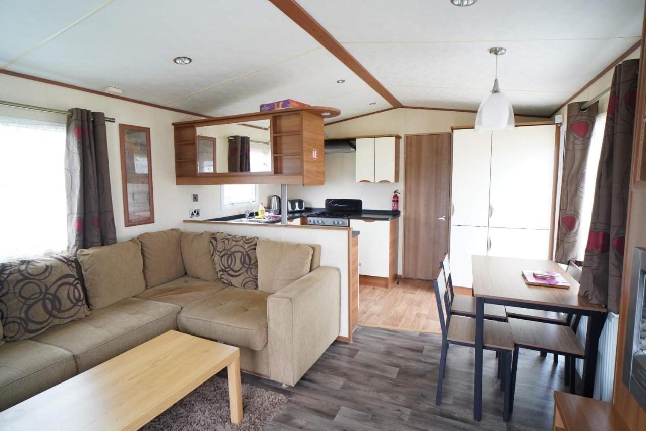 Villa Manor Park Hunstanton Pets Go Free Linen Included Exterior foto