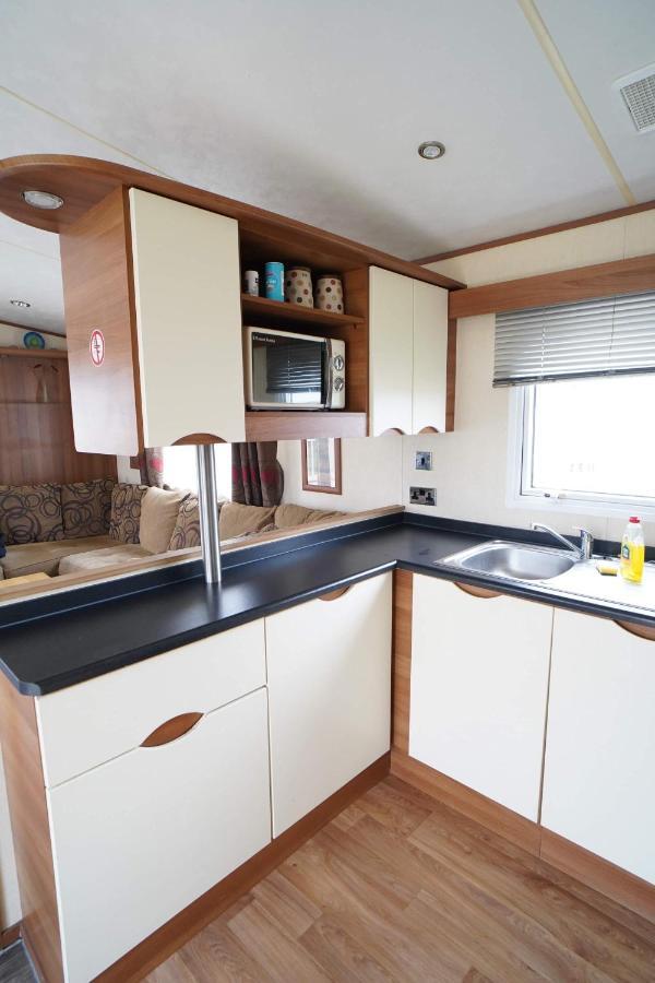 Villa Manor Park Hunstanton Pets Go Free Linen Included Exterior foto
